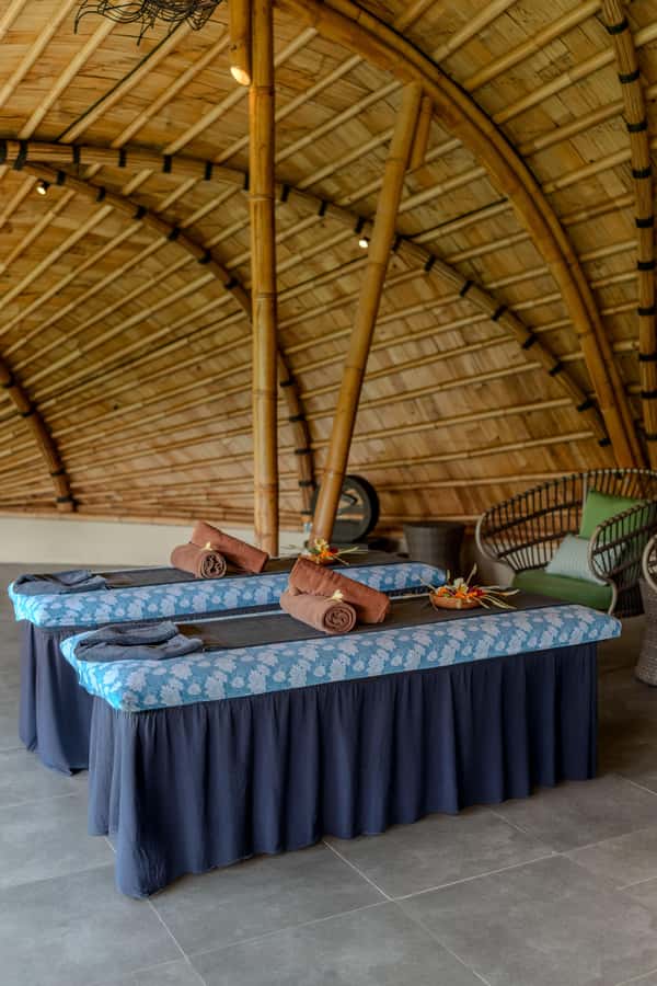 Ubud: Svaha Spa Celuk Massage and Day Club Experience - The massage room and the surrounding club