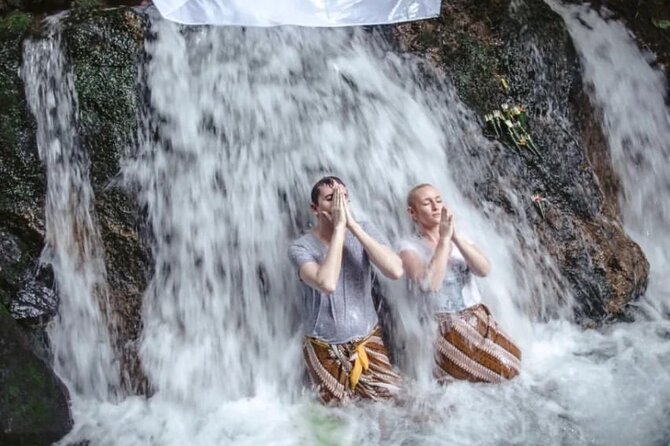 Ubud Tour - Balinese Healing By Shaman And Self Purification - Coffee, tea, and a break at Lumbung Sari