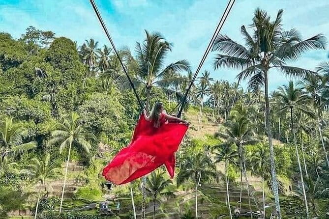 Ubud Tour with all includes - Puseh Batuan Temple and Bali’s carved gateways