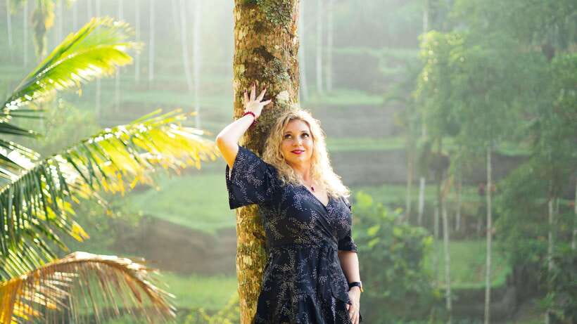 Ubud Tour With Photographer: Waterfalls, Swing & Rice Fields - Kanto Lampo Waterfall, the first one-hour photo stop