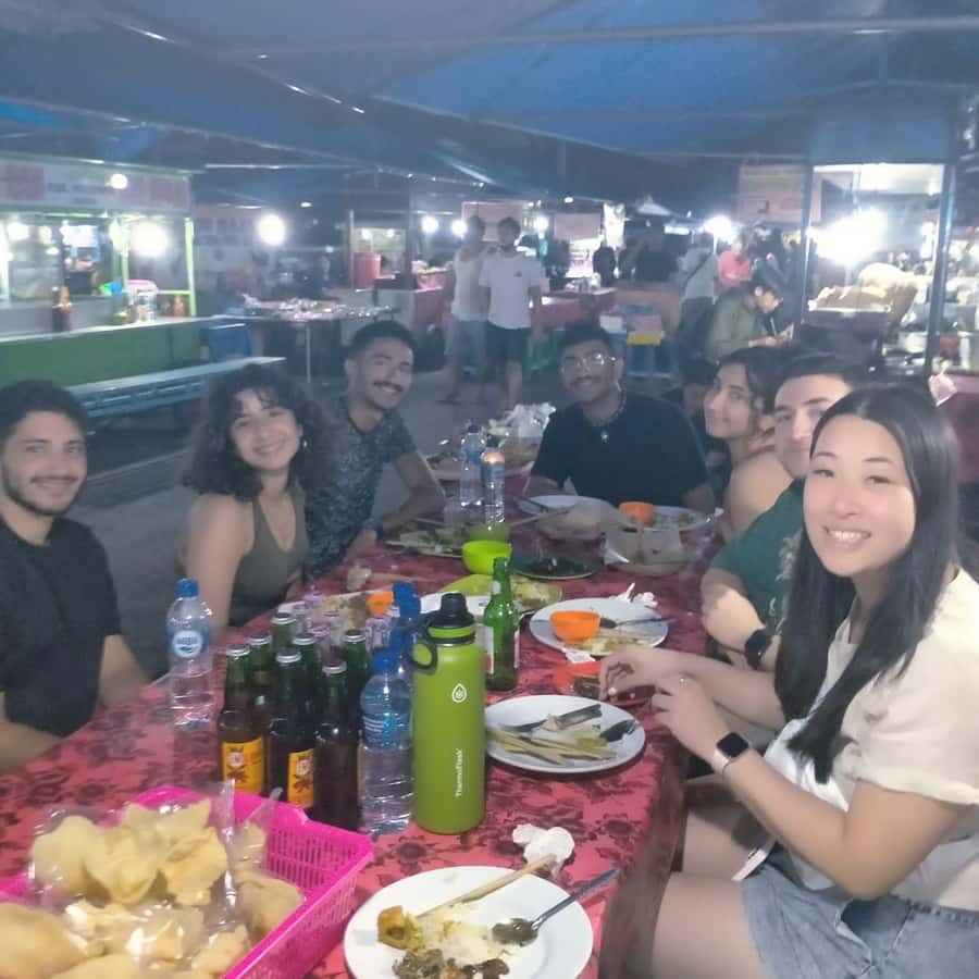 Ubud Traditional Night Market Food Tour-All Inclusive - Megibung and the meaning behind the meal