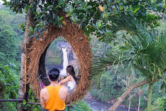Ubud Trip, The Best of Ubud in a day - All Inclusive - Batubulan: begin with Balinese cloth and village craft