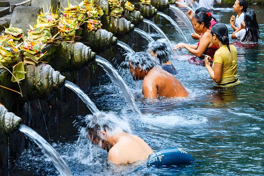 Ubud Village, Waterfall and Kintamani Volcano Private Tour - Ubud Palace places you at the royal center