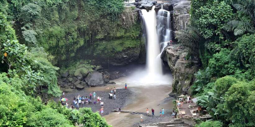 Ubud VW Safari Bali Tour - Tegenungan Waterfall starts the sightseeing