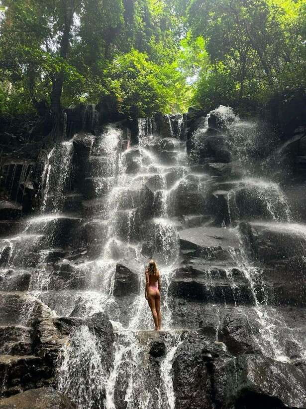 Ubud: Water Temple, Rice Terrace, and Waterfalls Tour - Tirta Empul and the meaning of purification