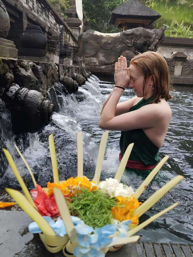 Ubud: Water Temple, Rice Terrace, and Waterfalls Tour - Coffee, spices, and a tasting stop