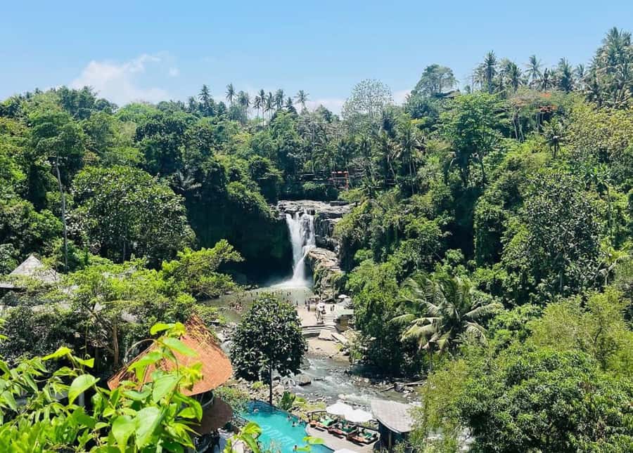 Ubud: Waterfall, Ricefield, Purification Ritual Private Tour - Pura Mengening: a quieter spiritual finish