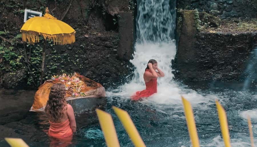 Ubud: Waterfall, Ricefield, Purification Ritual Private Tour - Walking, clothing, weather, and timing
