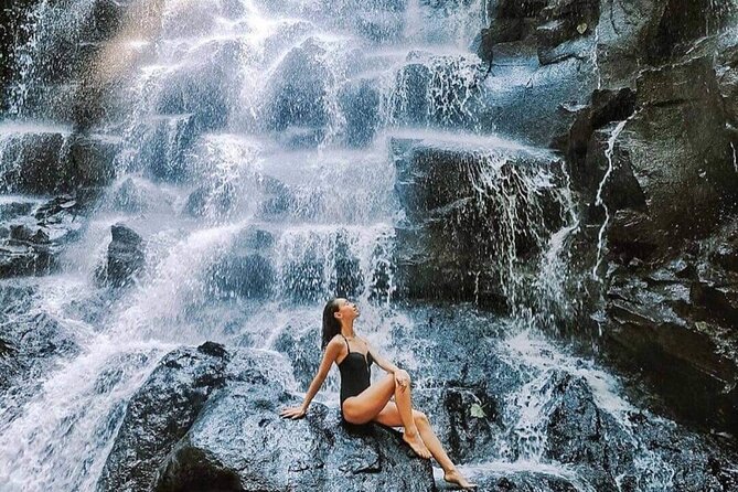 Ubud Waterfalls, Temple and Rice Terrace - Private Tour - Tegalalang Rice Terrace: the classic Ubud view