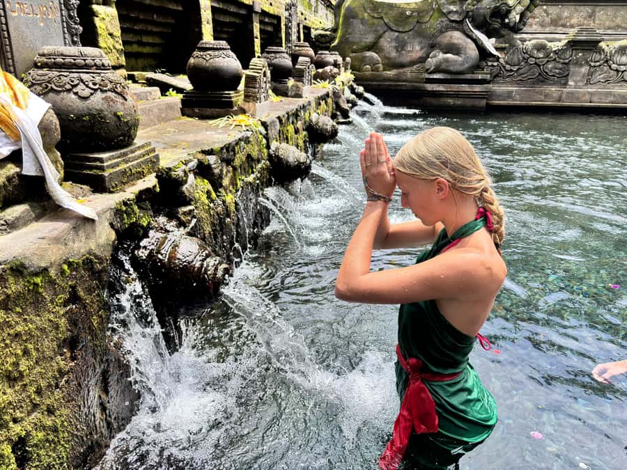 Ubud: Waterfalls, Water Temple & Rice Terraces Private Tour - Tukad Cepung: the most dramatic setting
