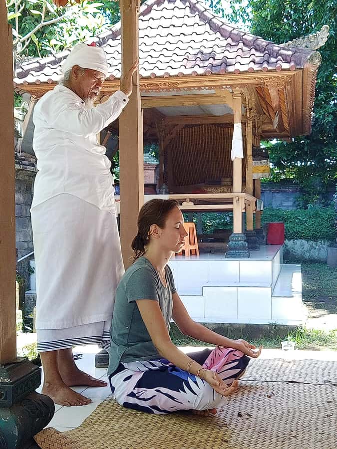 Ubud: Yoga Class, Spiritual Open Chakra and Temple Healing - Mengening Temple and the spring-water ritual
