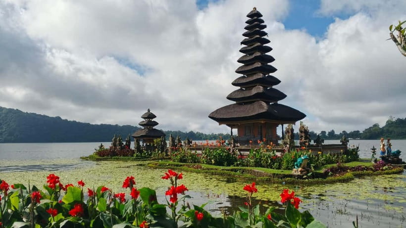 Ulun Danu Beratan Temple, Jatiluwih, Banyumala waterfall - Ulun Danu Beratan, Bali’s lake temple