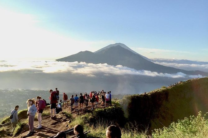 Watch the sunrise from the top of Mount Batur volcano - Who will enjoy this hike most?